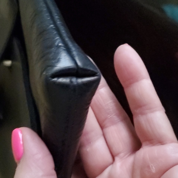 Madewell Clutch in GUC with magnetic security - Picture 6 of 8